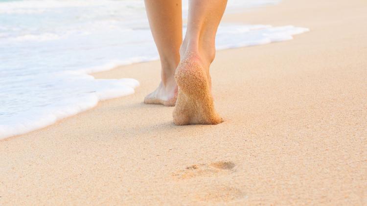 Cuidados de Podologia no Verão: prevenir patologias e proteger a saúde dos Pés